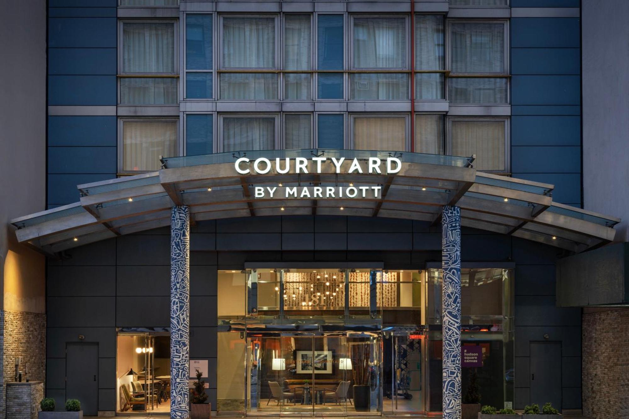 Courtyard By Marriott New York Manhattan / Soho Экстерьер фото