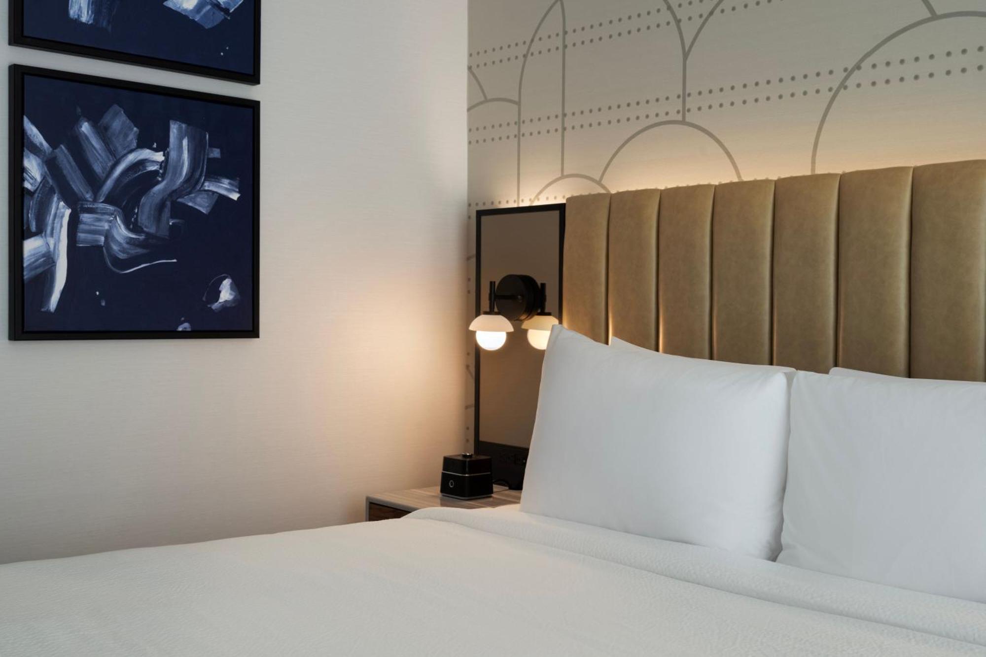 Courtyard By Marriott New York Manhattan / Soho Экстерьер фото