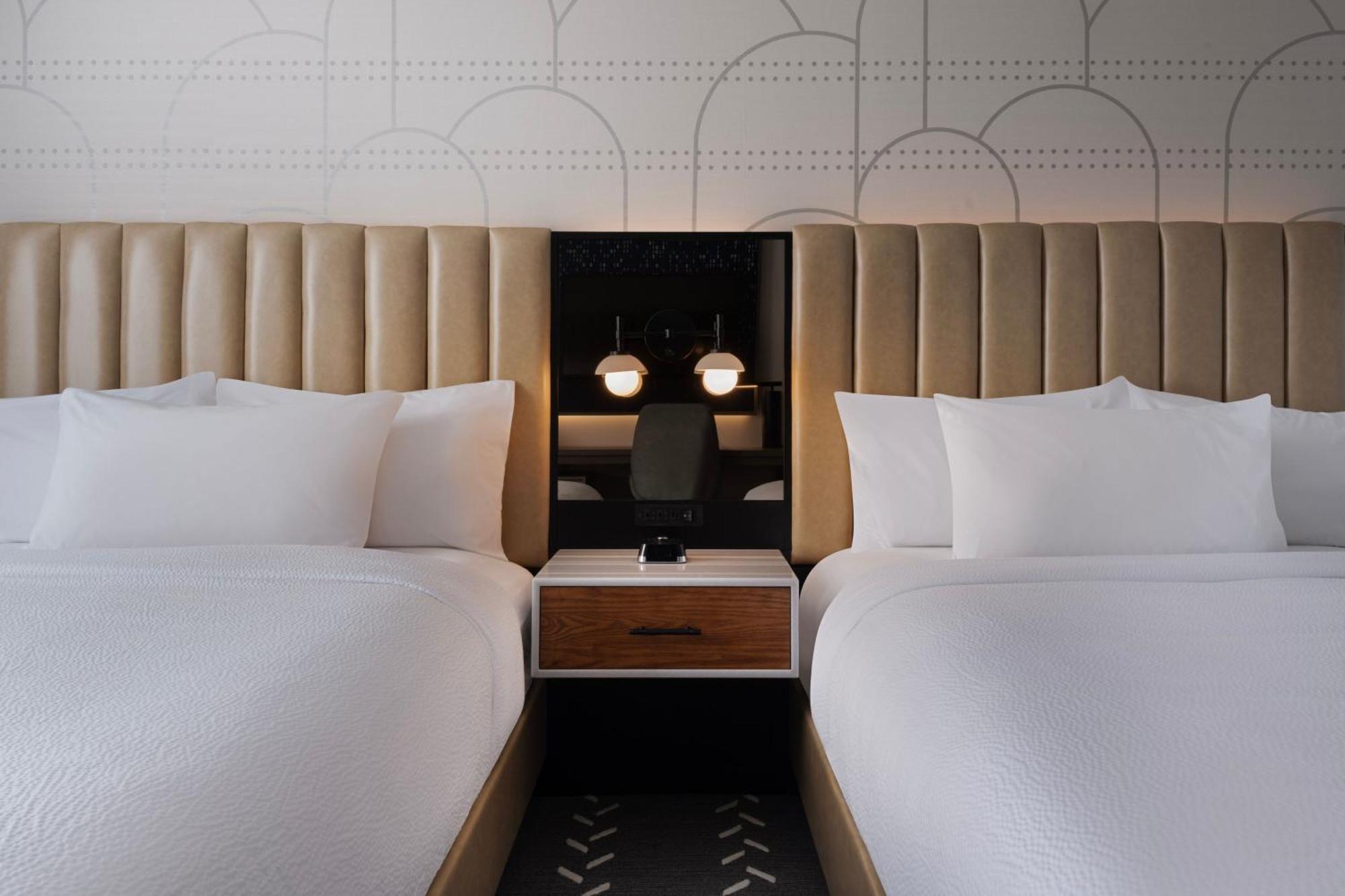 Courtyard By Marriott New York Manhattan / Soho Экстерьер фото